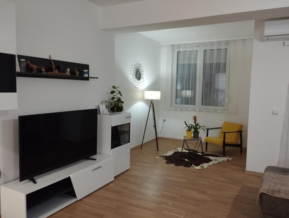 Sofija Apartment Kumanovo Exteriör bild